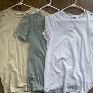 Chelsea DeBoer shirts set of three